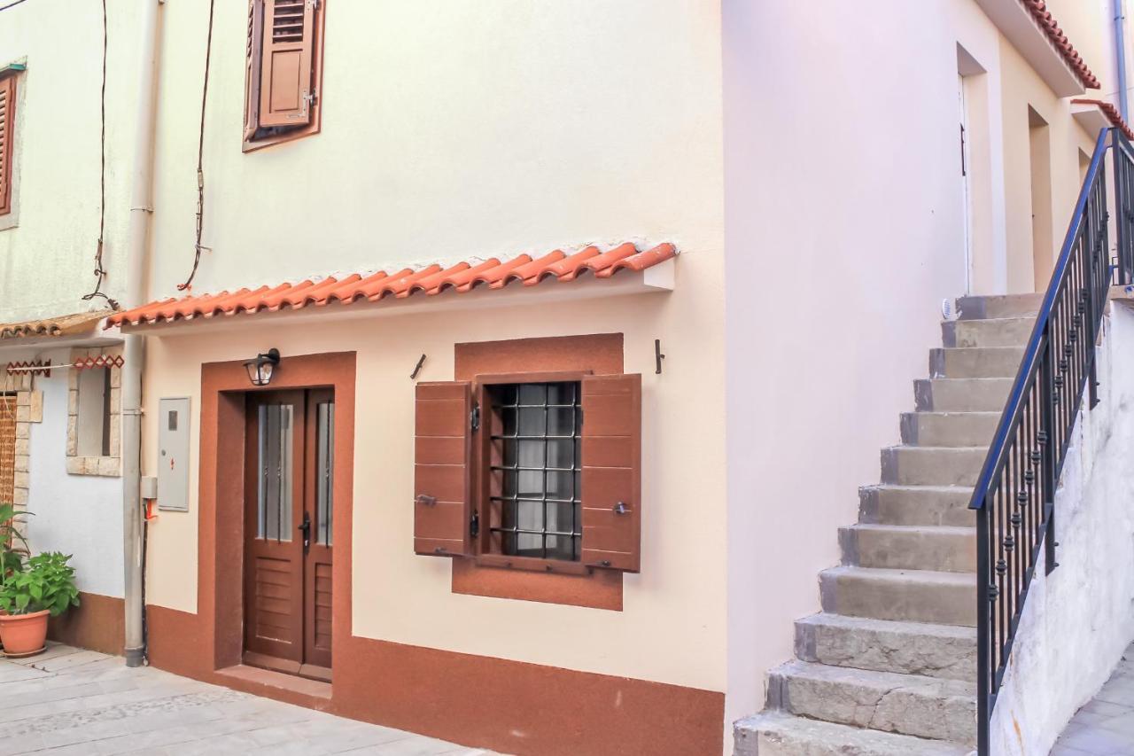 Studio Funtana Baska  Exterior photo